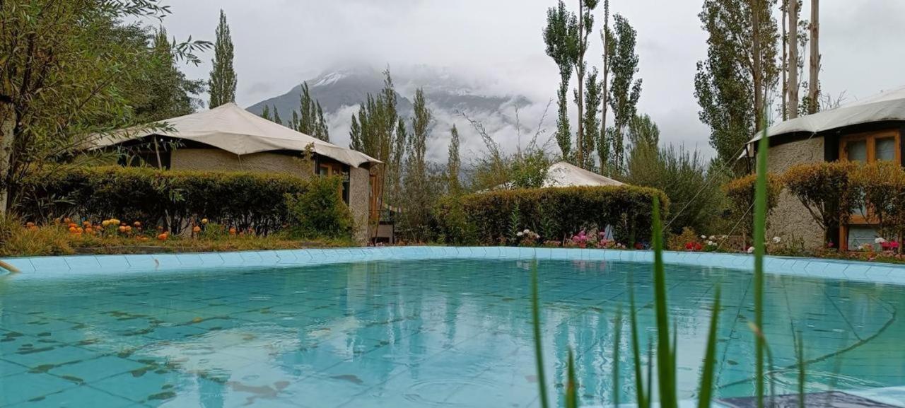 Mystique Meadows Earth Homes Hundar Luaran gambar